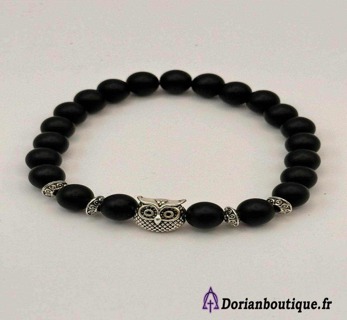 Bracelet L'Agate Noire bonheur et sa chouette.