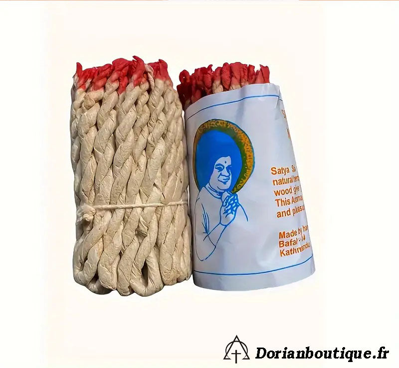 Encens Corde Cédre/Patchouli/Sauge blanche.